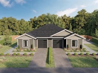 LOT B Tulip Ave #SLB1, Parksville, BC V9P1T7