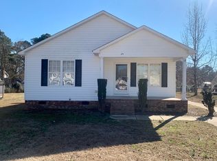 24 Atlantic Ave, Benson, NC 27504