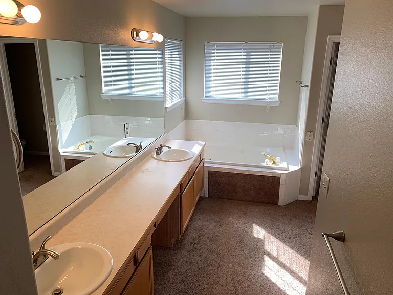 15630 E Dorado Ave — Photo 6
