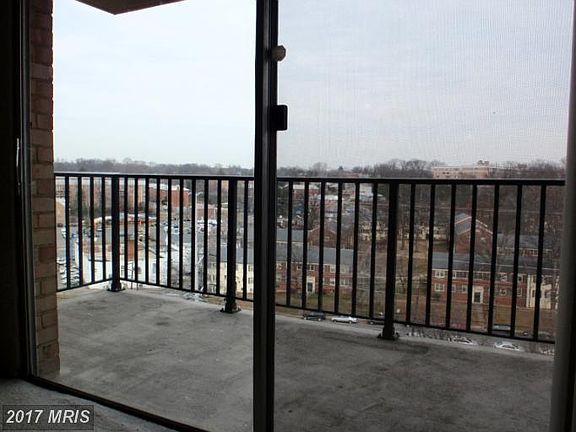 2nd image of 4600 S 4 Mile Run Dr APT 1105