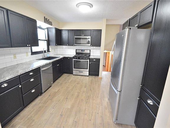 4th image of 1434 Turnberry Dr