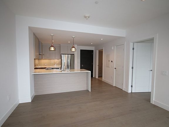 2nd image of 40 Traveler St APT 211