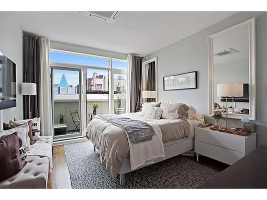 Rented by Douglas Elliman | media 14