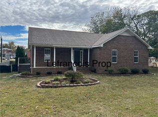 106 E Franklin St, Youngsville, NC 27596