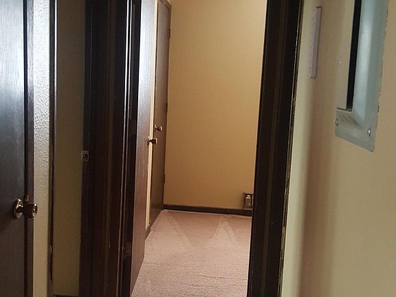 3rd image of 2931 Chambers St APT 4