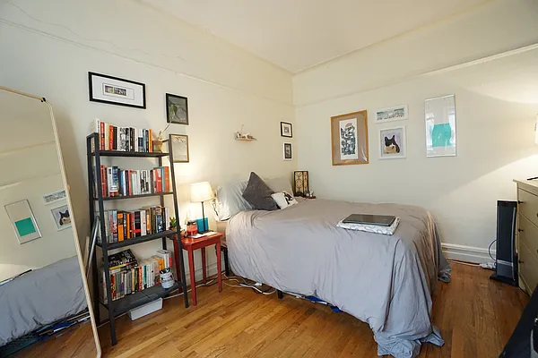 Rented by Rennit Inc. | media 4