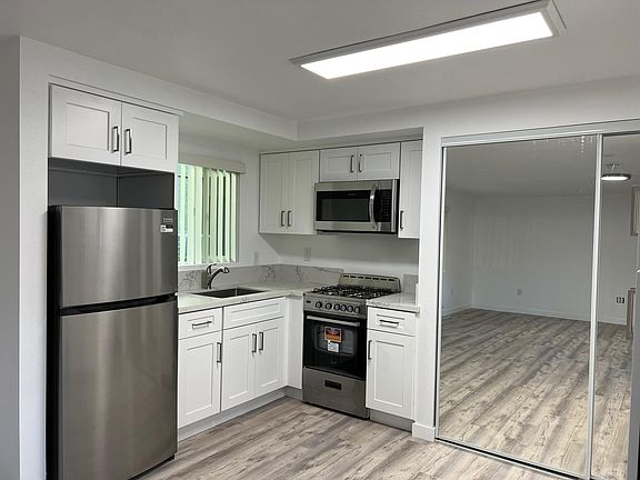 2nd image of 7424 Radford Ave #106