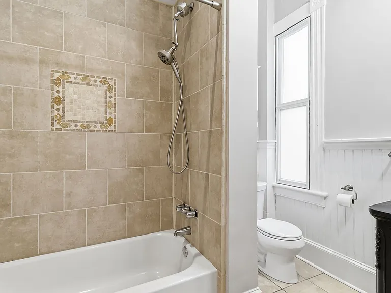 109 E Park Ave #B — Photo 26