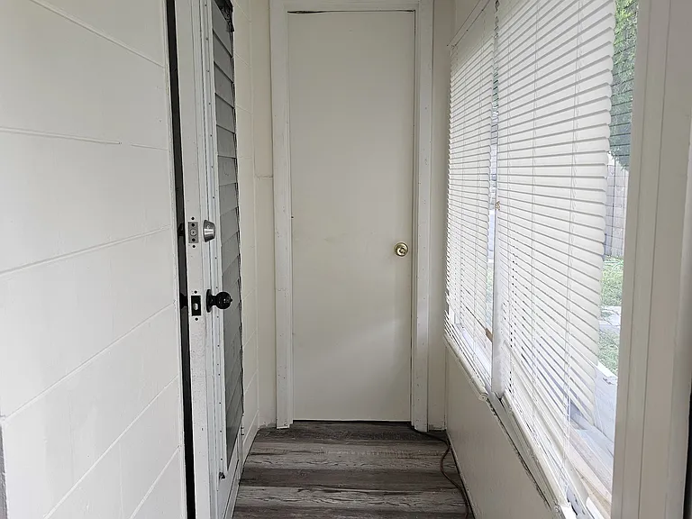 2186 Woodmere Rd — Photo 6