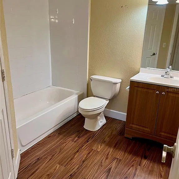 375 Lake Ontario Ct #203 — Photo 12