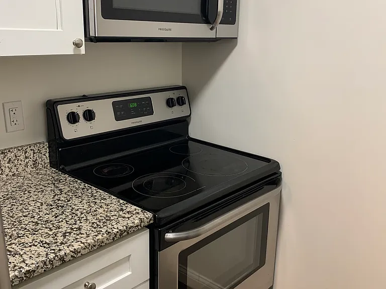 303 Lowell St #11 — Photo 7