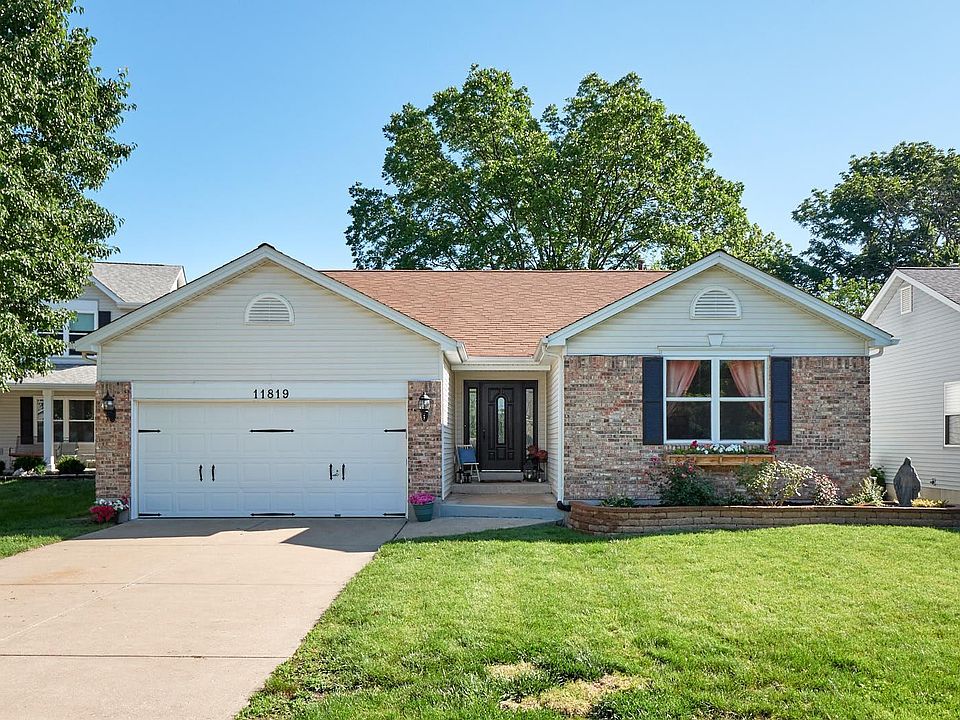 1st image of 11819 Hollycrest Ct