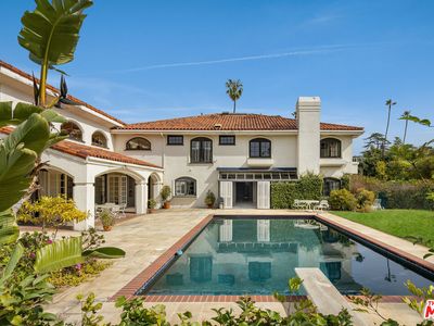 351 S Cliffwood Ave, Los Angeles, CA, 90049