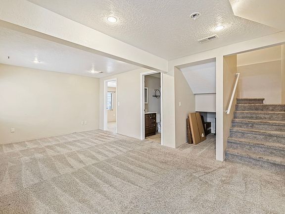 4th image of 2159 N 2080 W