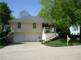 1908 Joy St, Excelsior Springs, MO 64024
