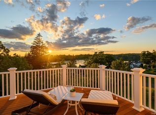 2 Meadow Ridge Dr, New Fairfield, CT 06812