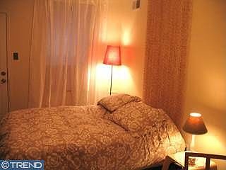 3rd image of 241 Fairmount Ave