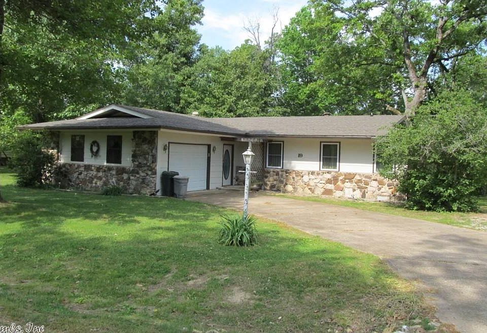 1st image of 19 Conasaugua Dr