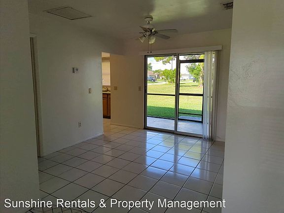 5th image of 107 SW 16th Ter APT A