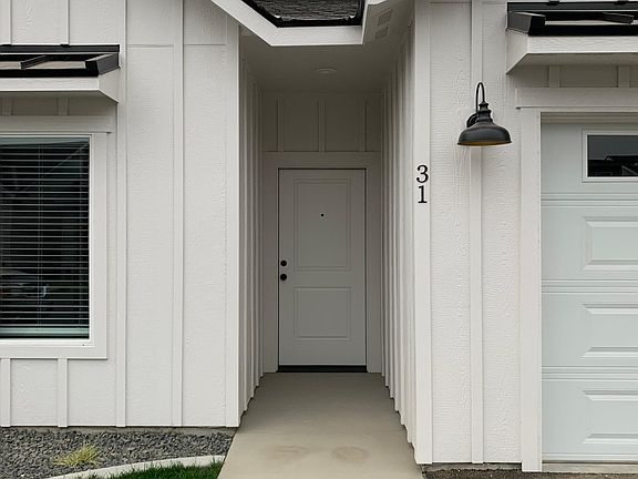 2nd image of 5810 Midland Ln #31