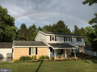 18 Homeland Rd, York, PA 17403