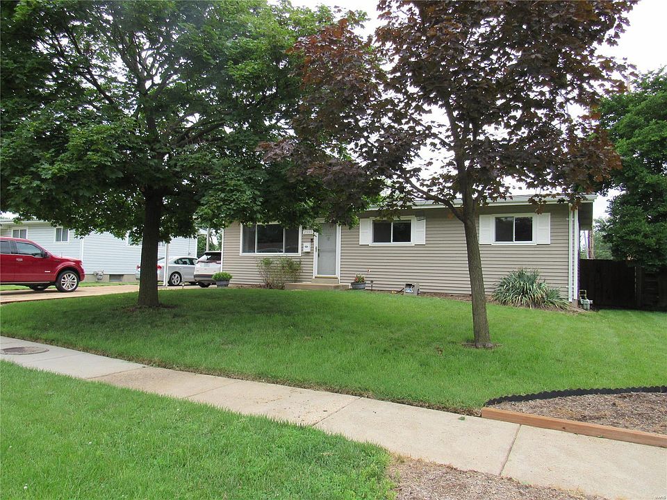 1st image of 2555 Dove Dr