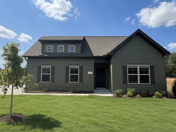 351 Stillwater Way, Tullahoma, TN 37388