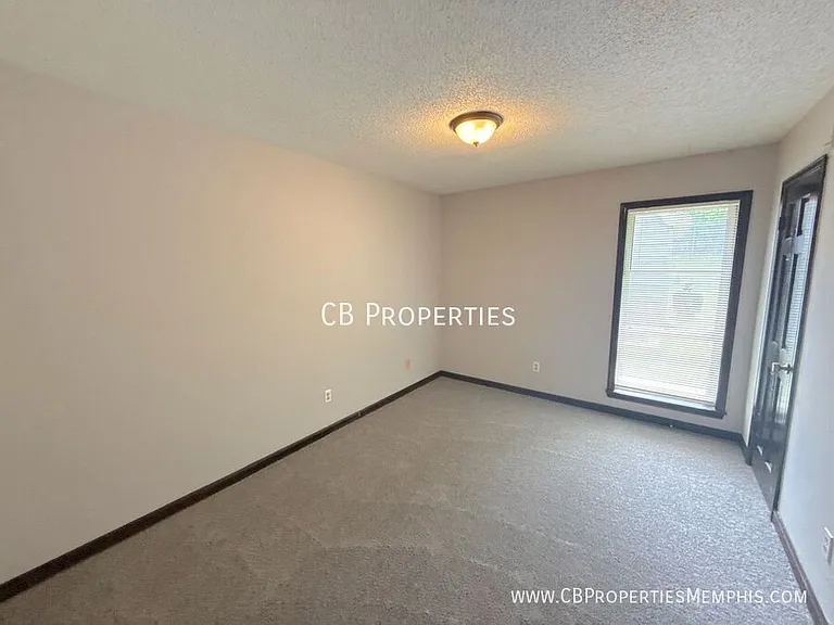 4336 Hunters Gln W — Photo 5