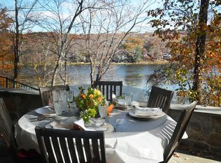 6 Waters Edge Way, Ridgefield, CT 06877