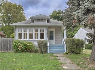 1712 W University Ave, Champaign, IL 61821