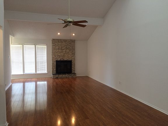 3rd image of 2217 Onion Creek Pkwy Unit 109