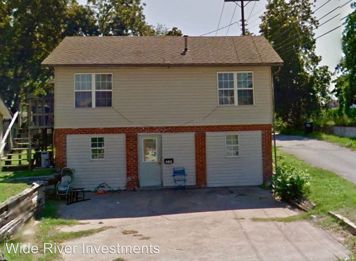 215 E 11th St, Shawnee, OK 74801 Zillow