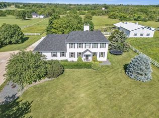 20590 Mission Rd, Stilwell, KS 66085