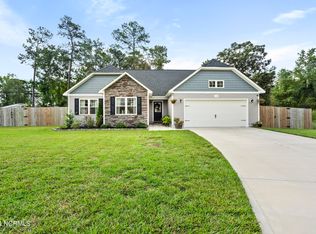 117 Anderson Ave, Holly Ridge, NC 28445