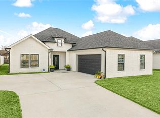 2252 N Harper Dr, Harvey, LA 70058