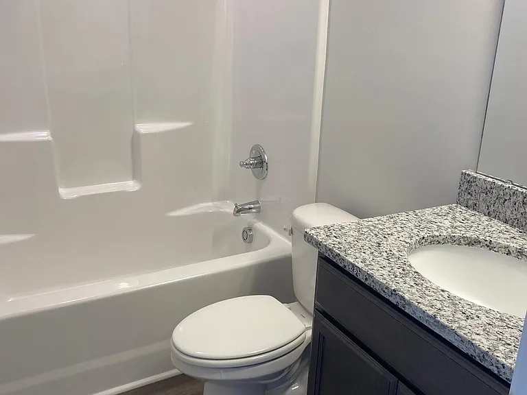 310 Woodcock Dr — Photo 8
