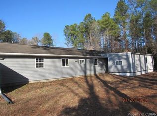 7895 Small Stream Ct, Gloucester, VA 23061