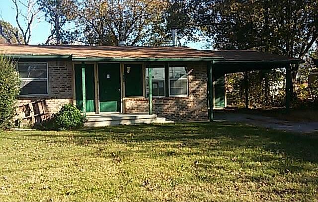 1st image of 725 N Elm