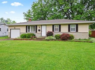 2064 Innwood Dr, Youngstown, OH