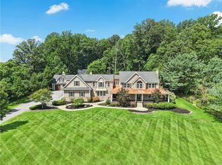 284 Walker Rd, Macungie, PA 18062