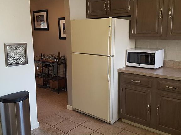 5th image of 5570 Candlewood Ct #242