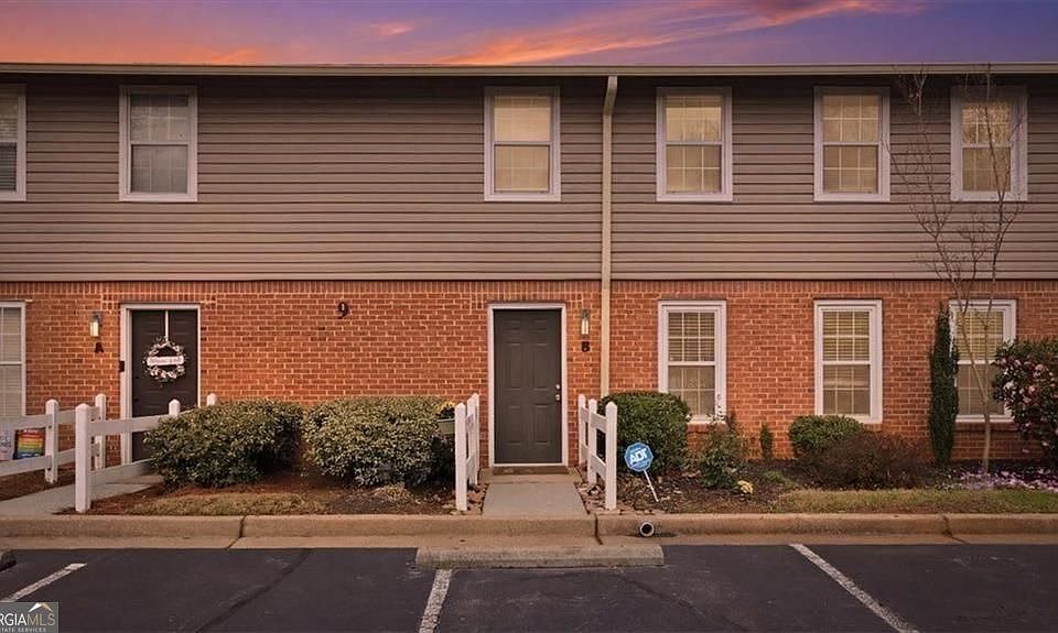1st image of 7750 Roswell Rd Unit 9B