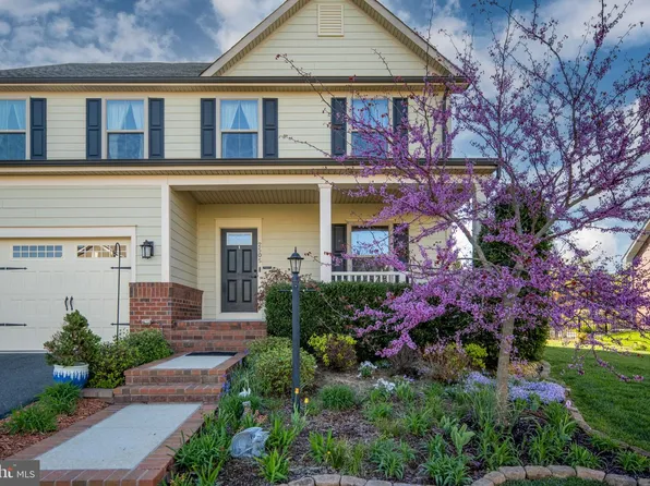 2505 Sweet Clover Ct, Dumfries, VA 22026