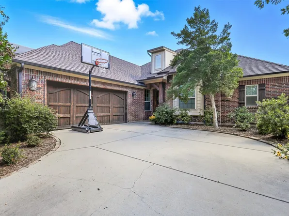 109 Diablo Dr, Burleson, TX 76028