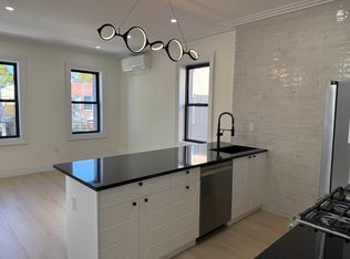 23-77 24th St #3, Astoria, NY 11105