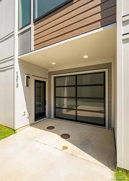 1212 Minter Pl #1212