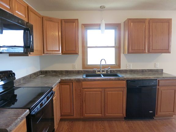 2nd image of 614 Youngerberg Ln