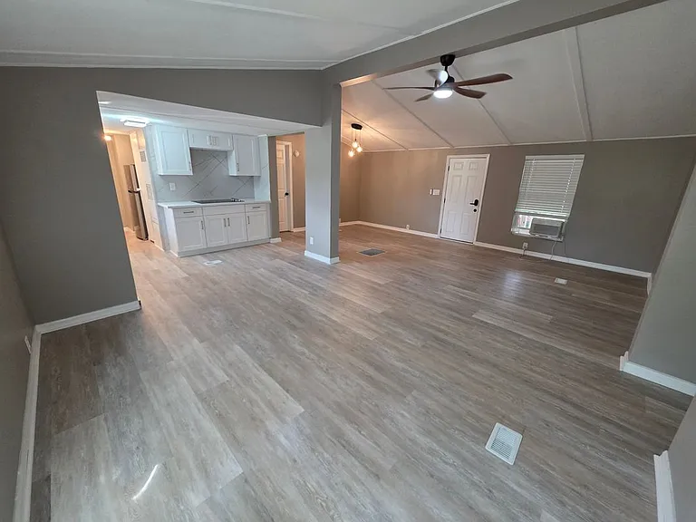 4755 Westberry Ln — Photo 8
