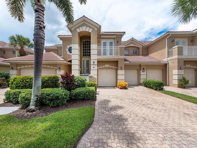 2395 Mont Claire Dr APT 201, Naples, FL, 34109