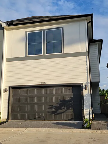 2329 Warhol Way Photo 1